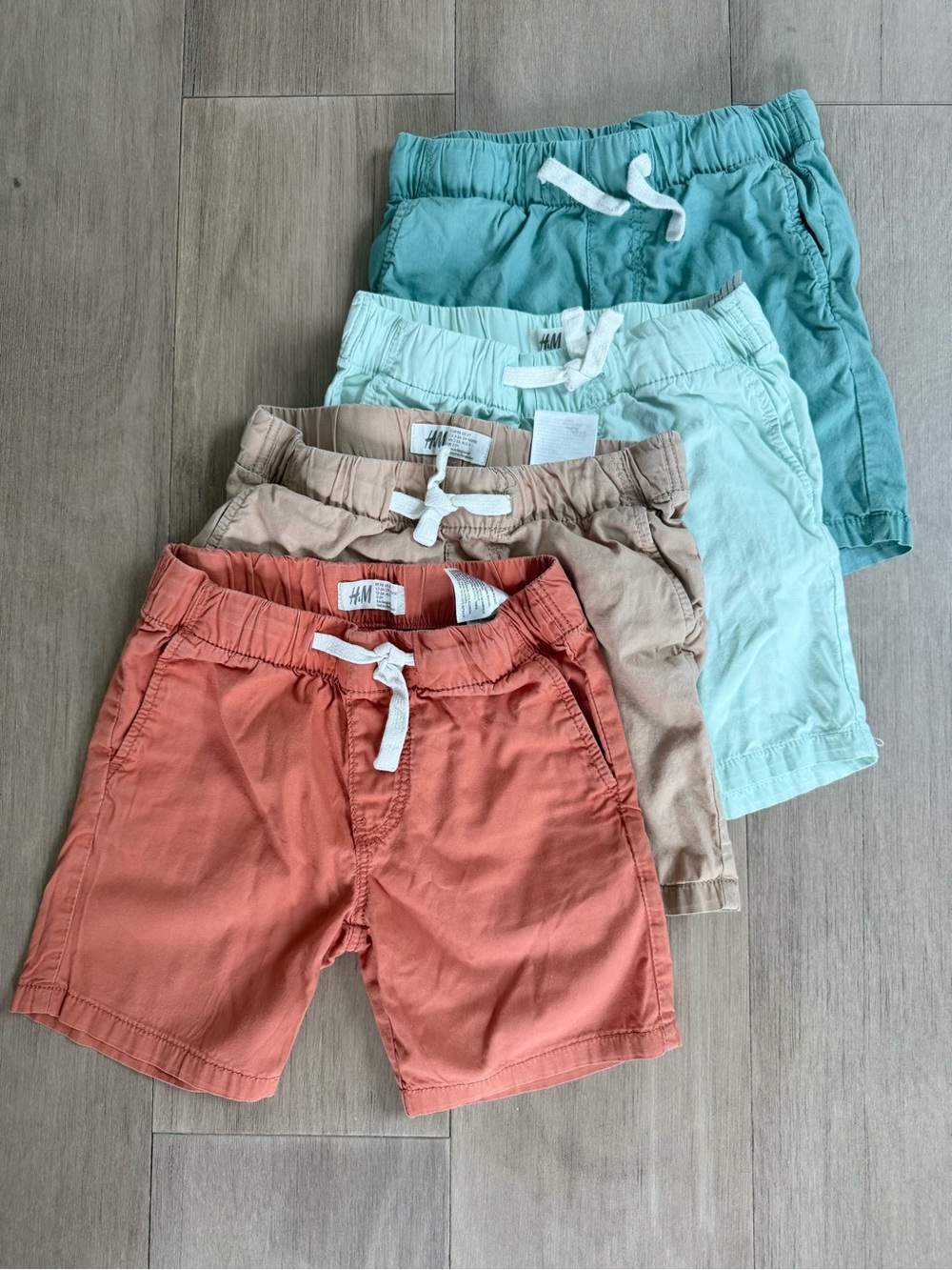 H&M 4-pack of Summer Twill Shorts Sz 2-3y